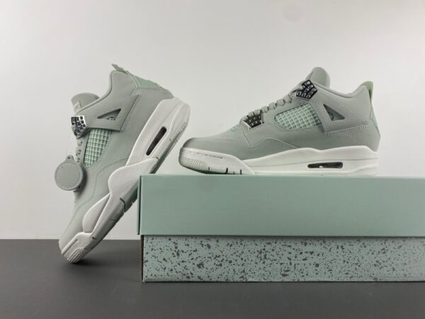 Air Jordan 4 Retro "Seafoam" - Image 6