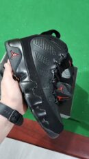 Air Jordan 9 Retro Black Cat