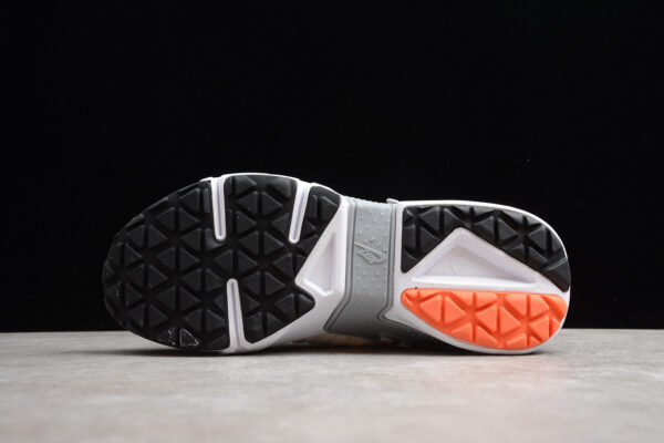 Nike Air Huarache Gripp Sail - Image 15