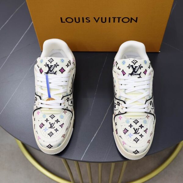 Louis Vuitton LV Trainer Monogram Cream Multicolor Sneakers. - Image 2