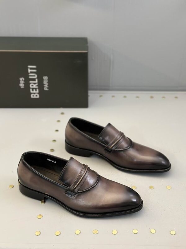 Berluti Men's Leather Slip-On Loafers - Luxurious Style - Image 7