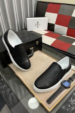 Berluti Minimalist Casual Black Leather Slip-On Sneakers