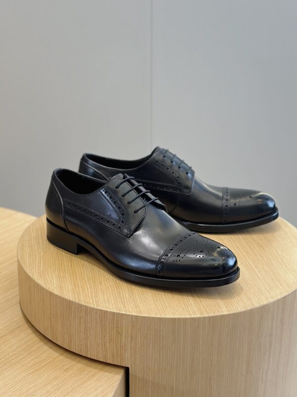 Berluti Polished Leather Derby Brogue Shoes with Cap Toe