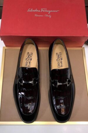 Men's Embossed Leather Gancini Loafers