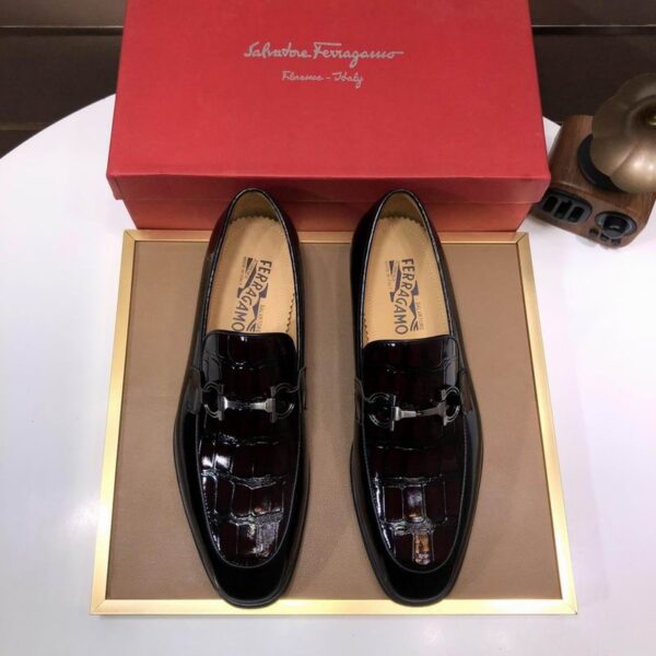 Men's Embossed Leather Gancini Loafers