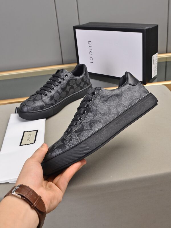 Coach Black Monogram Low-Top Sneakers - Image 4