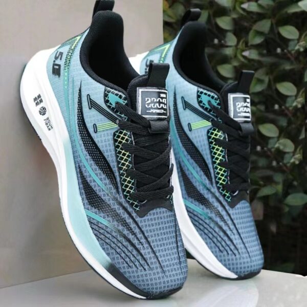 Gradient Color Dynamic Line Fashion Sneakers - Image 4