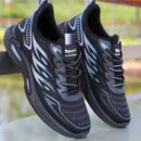 Layered Wind Design Sport Sneakers
