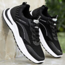 Lightweight Fashion Sneakers - Black & White