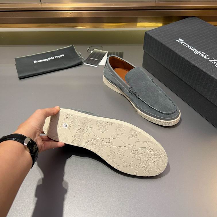 Luxurious Men's Grey Suede Slip-On Loafers - Image 5