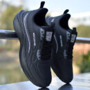Sleek Curve Design Fashion Sneakers - Stylish Colorways