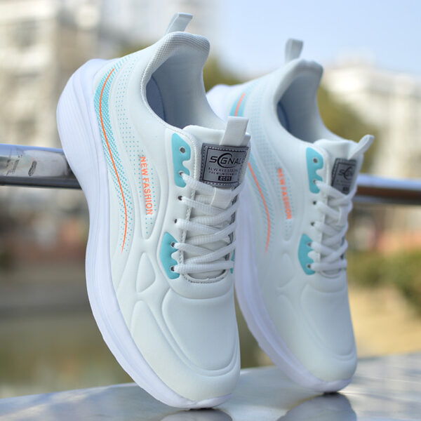 Sleek Curve Design Fashion Sneakers - Stylish Colorways - Image 3