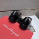 Sophisticated Black Leather Cap-Toe Oxford Shoes