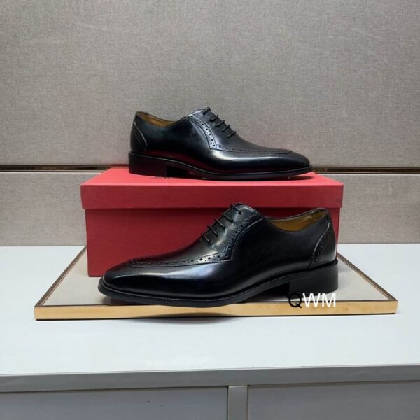 Sophisticated Black Leather Cap-Toe Oxford Shoes - Image 5