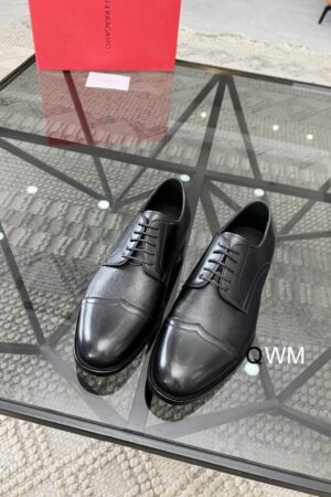 Sophisticated Black Patterned Leather Oxford Shoes
