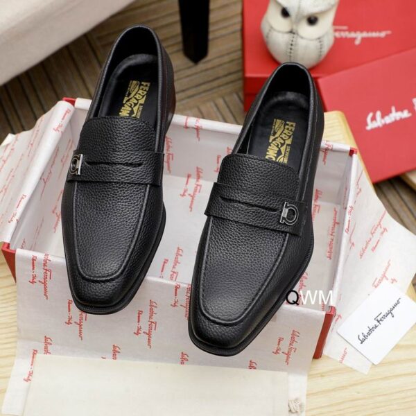 Sophisticated Black Pebbled Leather Loafers with Horse bit Buckle - Image 3