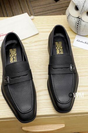 Sophisticated Black Pebbled Leather Loafers with Horse bit Buckle
