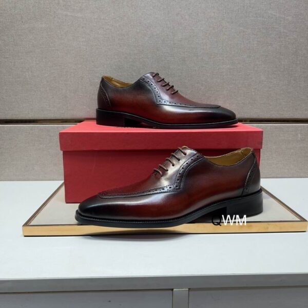 Sophisticated Brown Leather Cap-Toe Oxford Shoes - Image 3