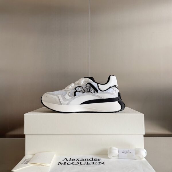 Alexander McQueen Sprint Runner White/Black Mesh Sneakers - Image 4