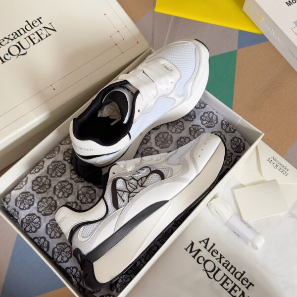 Alexander McQueen Sprint Runner White/Black Mesh Sneakers - Image 3