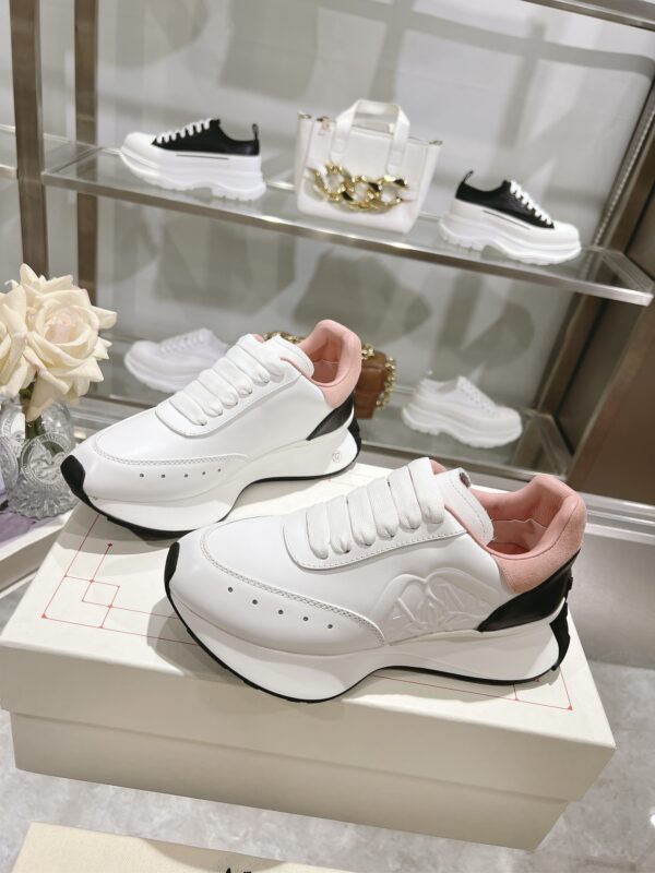 Alexander McQueen Unisex White Pink Black Sprint Runner Shoes - Image 4