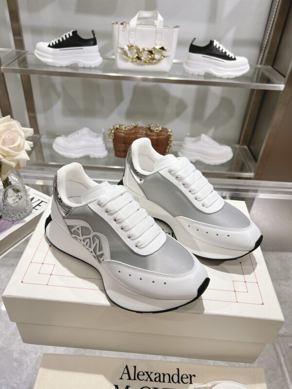 Alexander McQueen Unisex White Silver Sprint Runner Shoes - Image 4