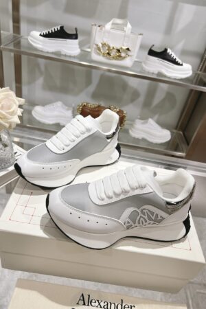 Alexander McQueen Unisex White Silver Sprint Runner Shoes