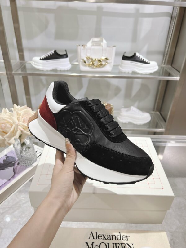 Alexander McQueen Unisex Black Red White Sprint Runner Shoes - Image 6