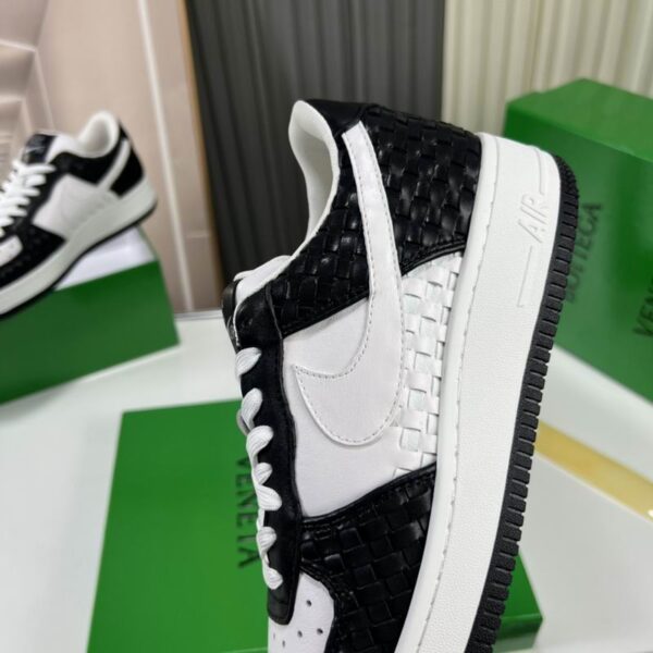 Bottega Veneta Black and White Woven Low-Top Sneaker - Image 6