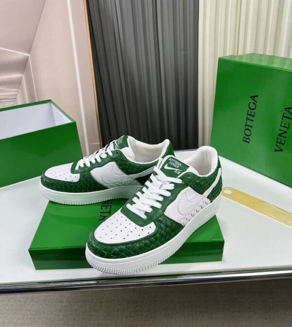 Bottega Veneta White and Green Woven Low-Top Sneaker.