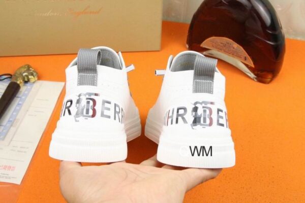 Burberry White Check and Black Low-Top Sneaker. - Image 6