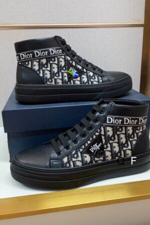 Dior B23 High-Top Sneaker in Black, White Dior Oblique Canvas.