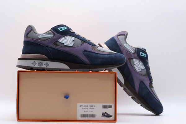 Contemporary Multi-Tone Athletic Sneakers - Image 5