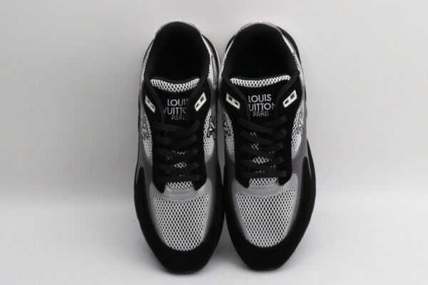 Dynamic Black & Grey Athletic Sneakers - Image 3