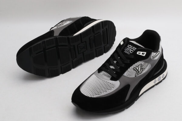 Dynamic Black & Grey Athletic Sneakers - Image 2