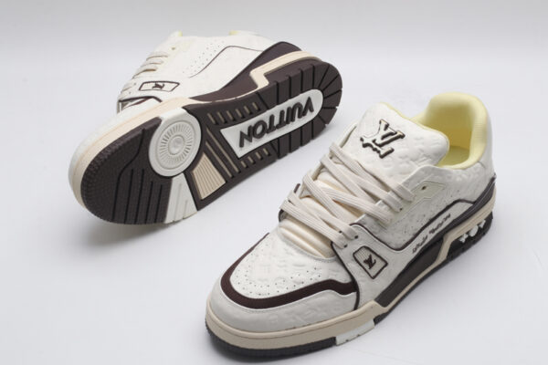 Louis Vuitton LV Trainer Low-Top Sneakers - White Embossed Monogram - Image 4