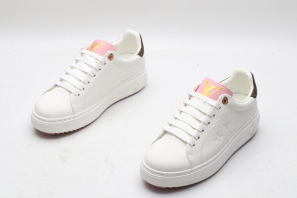 Louis Vuitton Time Out Sneaker. - Image 5