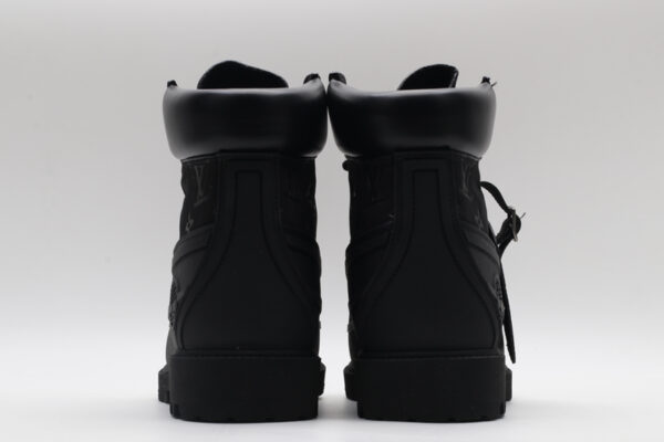 Timberland x Louis Vuitton Collaborative Waterproof Boots - Black - Image 6
