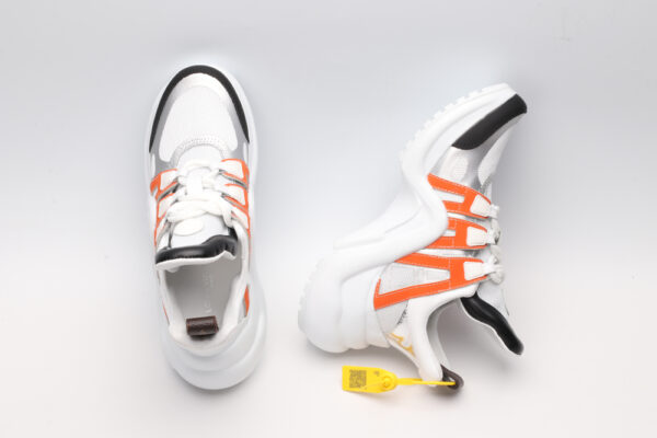 Louis vuitton Black Monogram Archlight Sneakers - Image 4